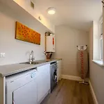 3 Bed In Oc-86867 *